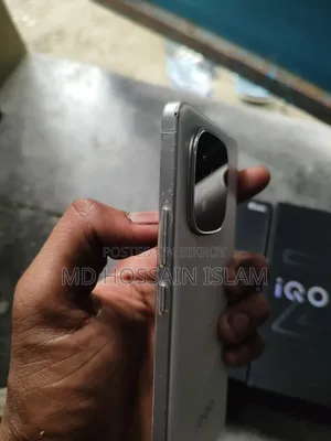 iQOO 256 GB White