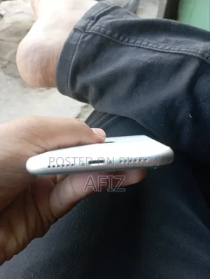 Apple iPhone 11 64 GB White