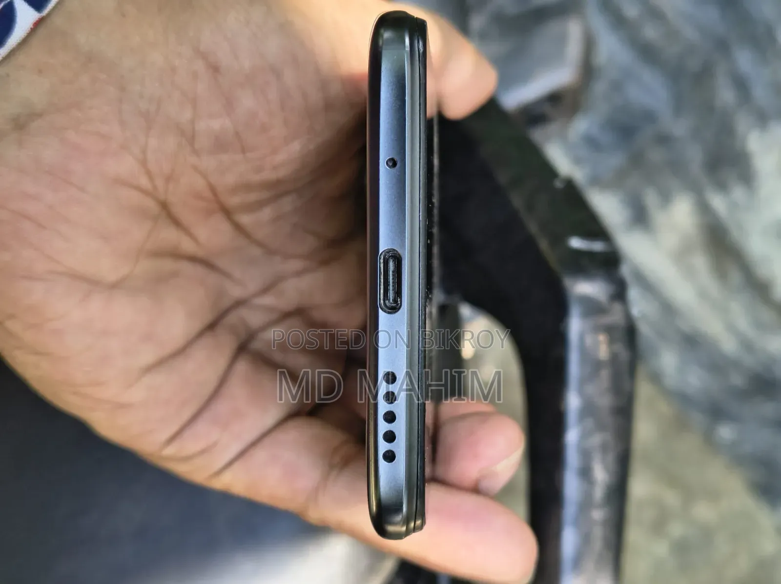 2E 64 GB Black