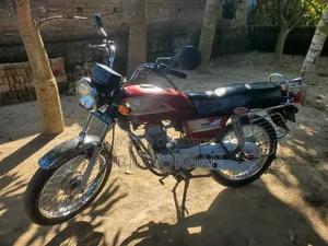 Bajaj Boxer 100 2005 Red