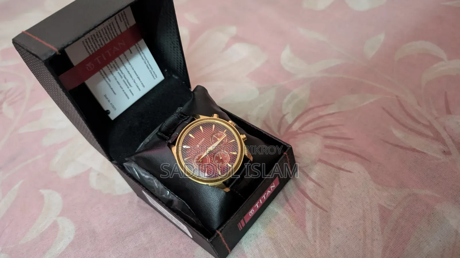 টাইটান ওয়াচ রেজালিয়া ব্র্যান্ড নিউ
