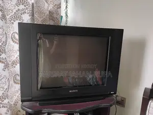 টিভি ট্রলিসহ টিভি(পুরোনো মডেলের বক্স টিভি)