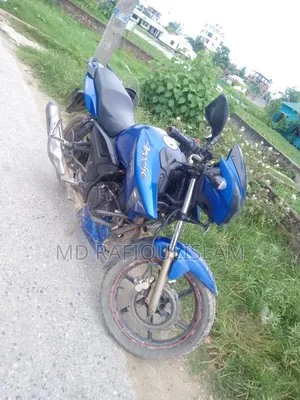 TVS Apache RTR 160 2V 2017 Blue