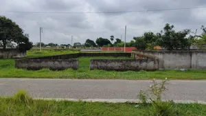 কম বাজেটে জরুরি প্রয়োজনে ৫ কাঠা প্লট ১১ নং সেক্টরে।