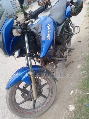TVS Apache RTR 160 2V 2017 Blue