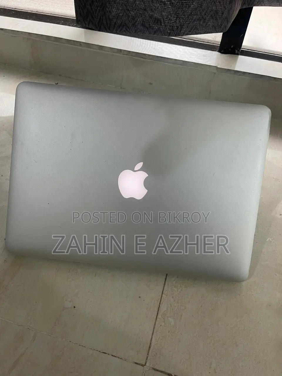 Laptop Apple MacBook Pro 2015 8GB Intel Core I5 SSD 128GB