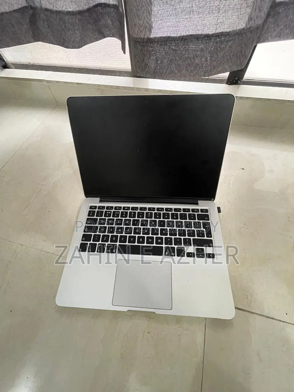 Laptop Apple MacBook Pro 2015 8GB Intel Core I5 SSD 128GB