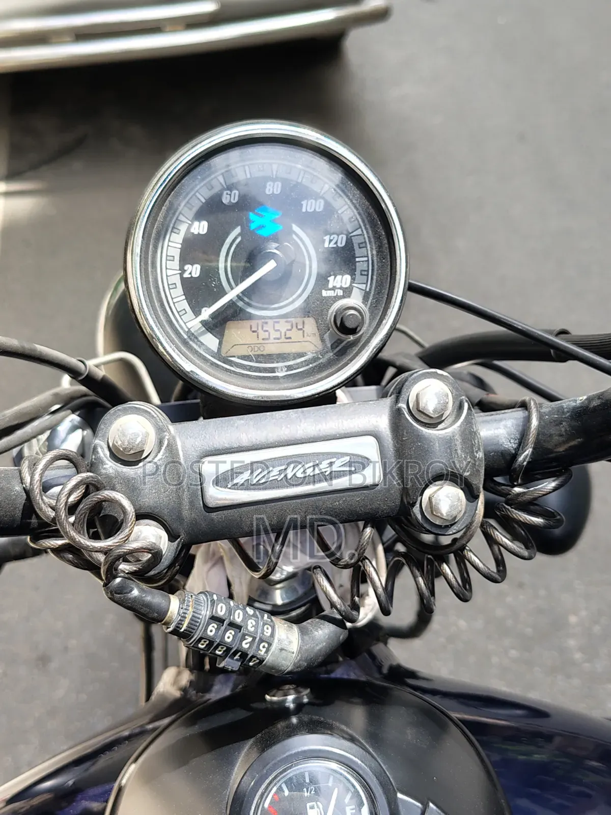 বাজাজ অ্যাভেঞ্জার ১৫০ স্ট্রিট ২০১৮ ব্লু