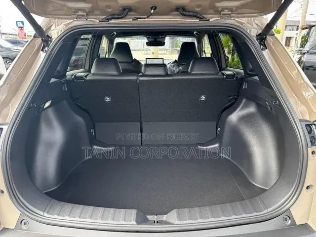 New Toyota Corolla Cross 2026 Beige