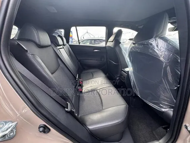 New Toyota Corolla Cross 2026 Beige