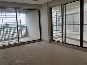 4 Bedroom Apartment in Gulshan for Rent