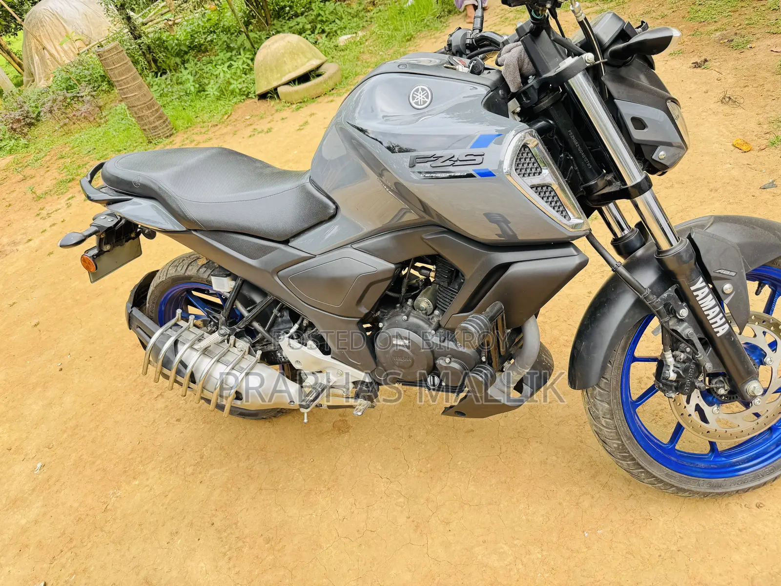 Yamaha FZS V3 2023 Gray