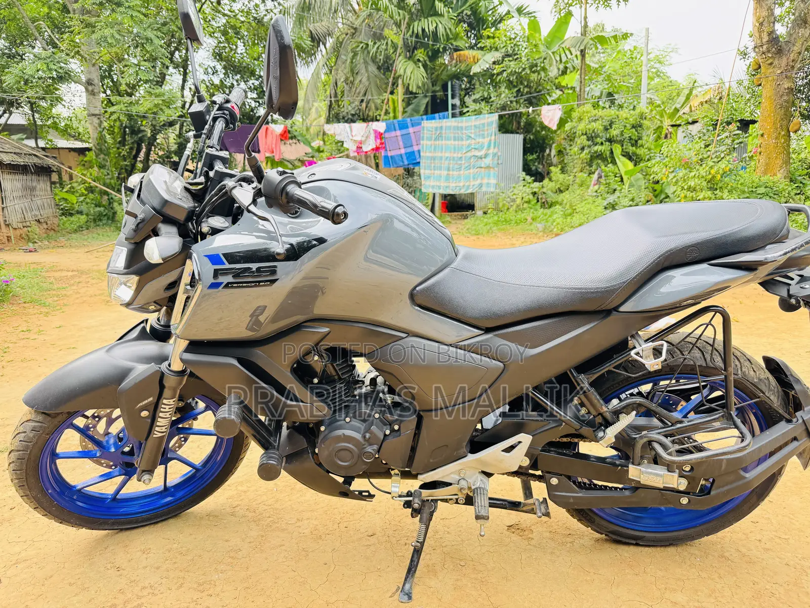Yamaha FZS V3 2023 Gray