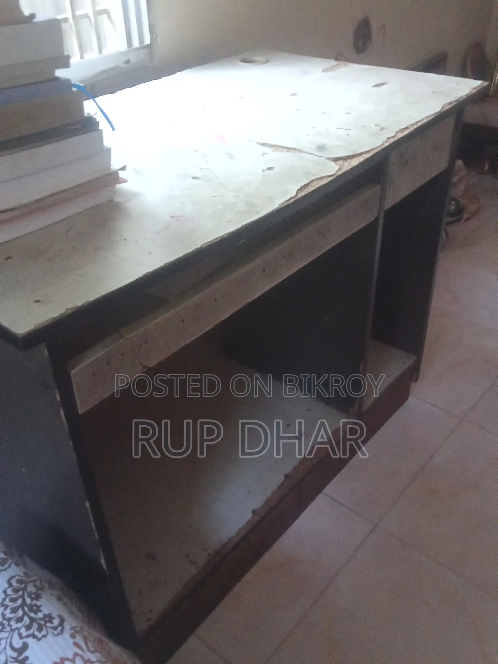 Reading Table/Study Table/Computer Table
