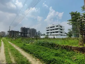 M Block 3 Katha South Facing Plot for Sale, 300 Feet