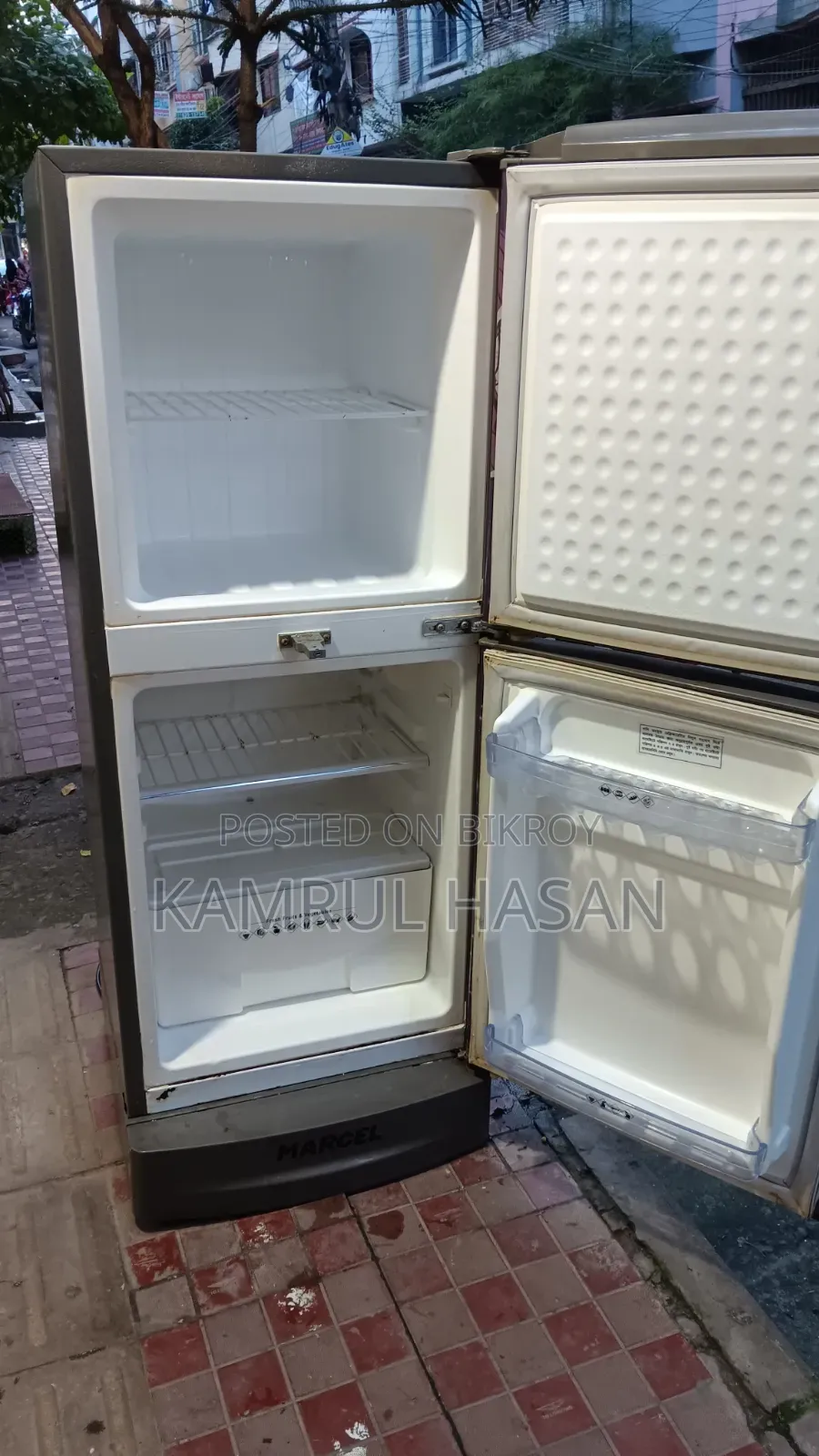 Walton 9 CFT Small Fridge