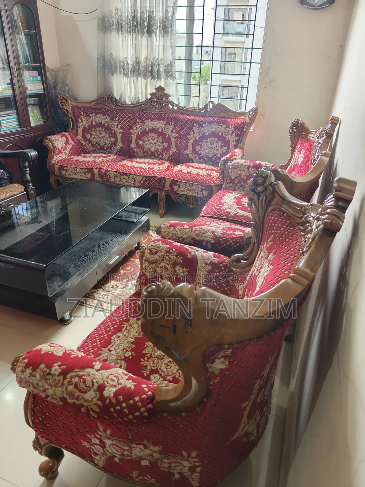 Gorgeous Teak Wood Sofa Set