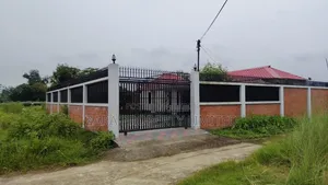 দক্ষিণ মুখি ৩০০ ফিটের পাশে ৩ কাঠা প্লট ৯ নং সেক্টরে