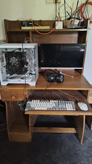 Desktop Computer MSI ProBox23 8GB Intel Core I5 SSD 128GB