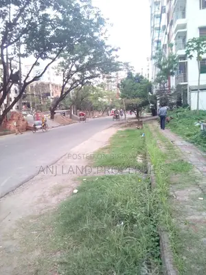 G-Block 3+3=6 Katha South Facing Plot For Sale, Owner Urgent Abroad
