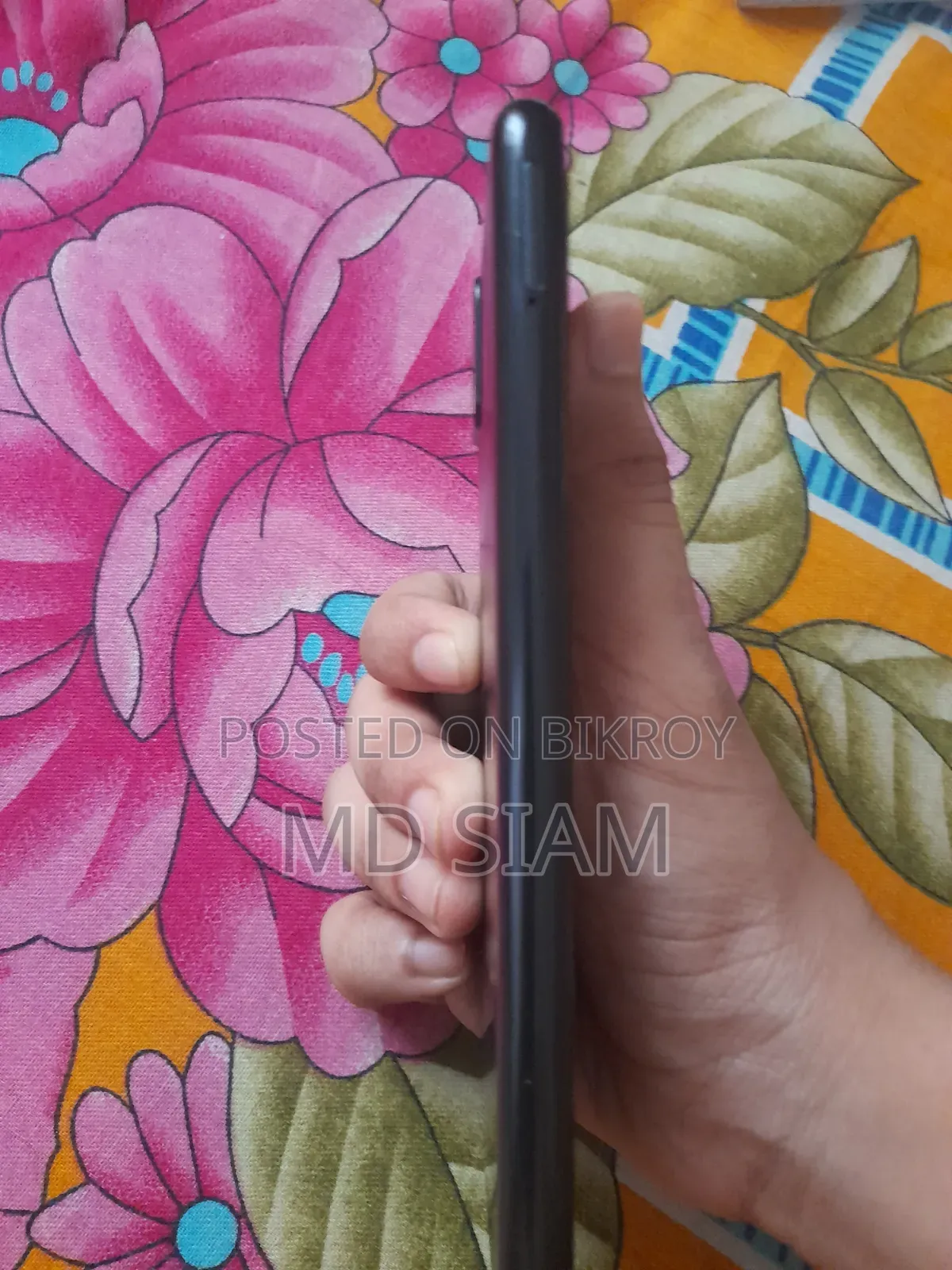 স্যামসাং গ্যালাক্সি এ১২ ৬৪ জিবি কালো