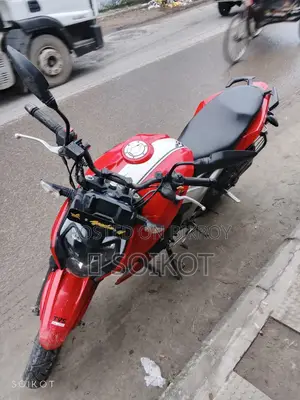 TVS Apache 160 4V 2022 Red