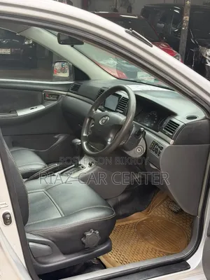 Toyota Corolla 2004 Silver