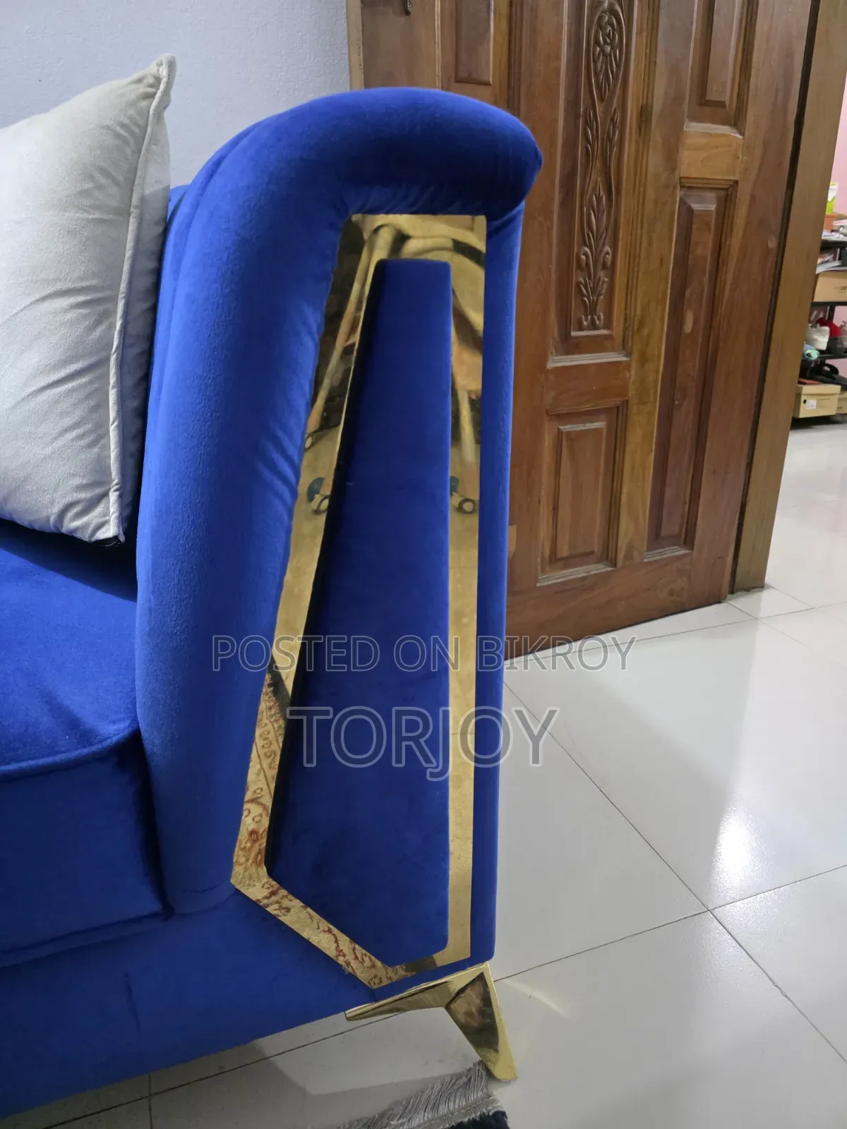 Velvet Premium Sofa Set With Tea Table