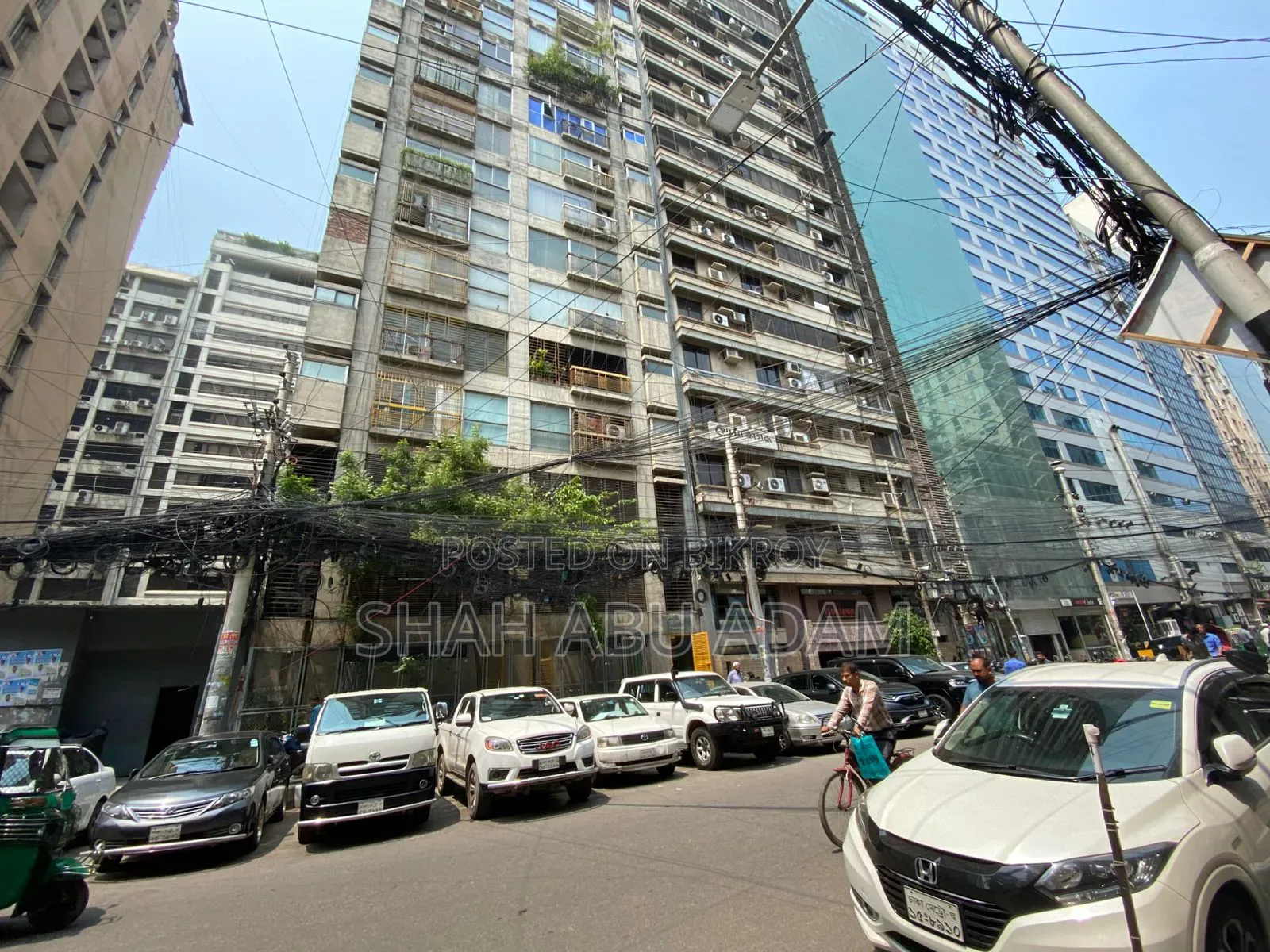 4bdrm Apartment in The Emperium Eskaton for sale