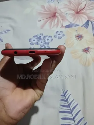 Samsung A10 32 GB Red