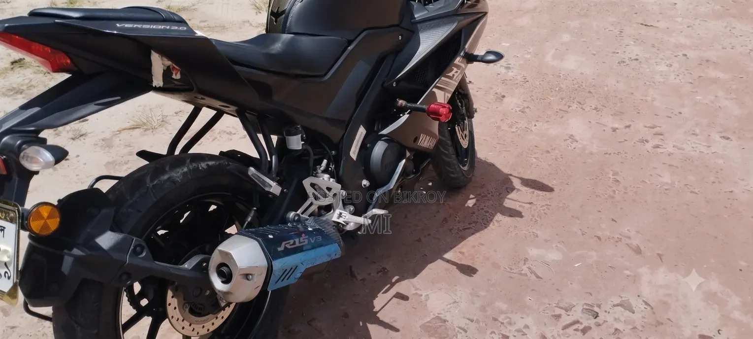Yamaha R15 V3 2020 Black