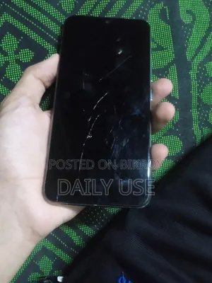 Vivo Y17 256 GB Silver