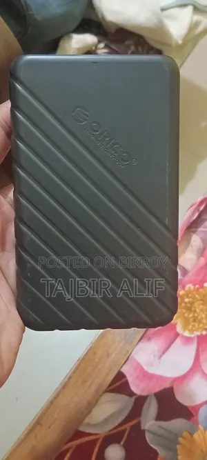 ৫০০ জিবি হার্ড ডিস্ক এনক্লোজারসহ