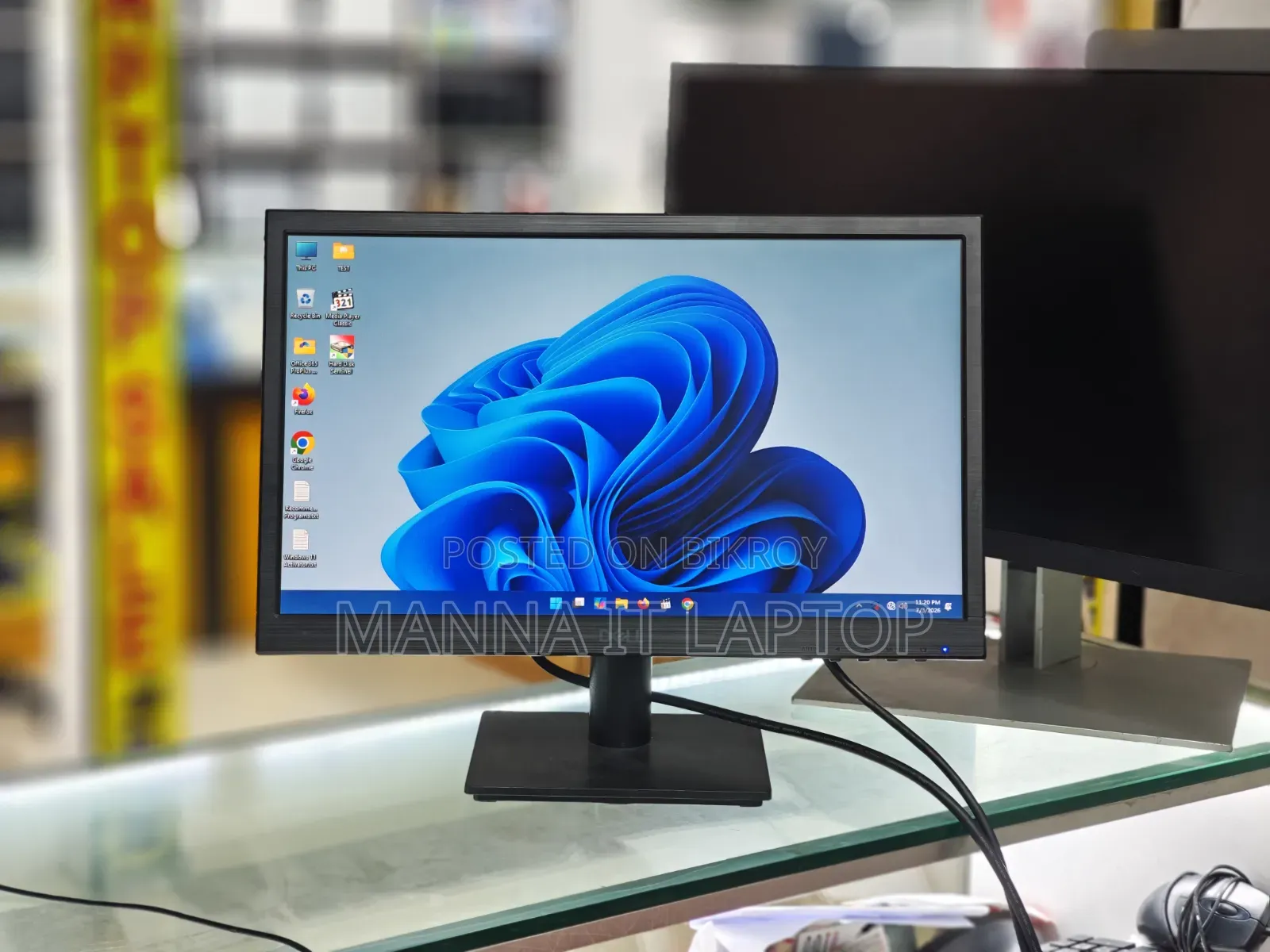 Dell 19 ইঞ্চি ফুল ফ্রেশ মনিটর VGA + HDMI