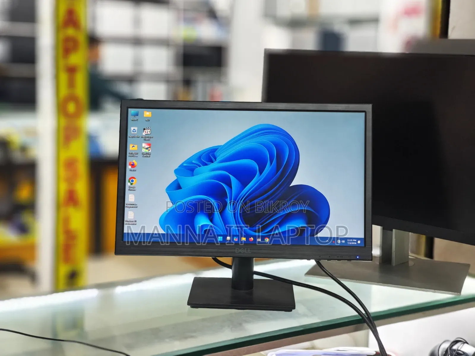 Dell 19 ইঞ্চি ফুল ফ্রেশ মনিটর VGA + HDMI