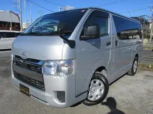 Toyota HiAce 2021 Silver