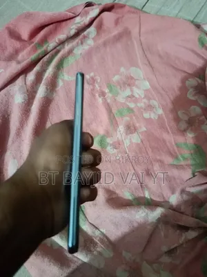 Oppo F7 128 GB Blue