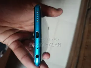 Vivo Y1s 32 GB Blue