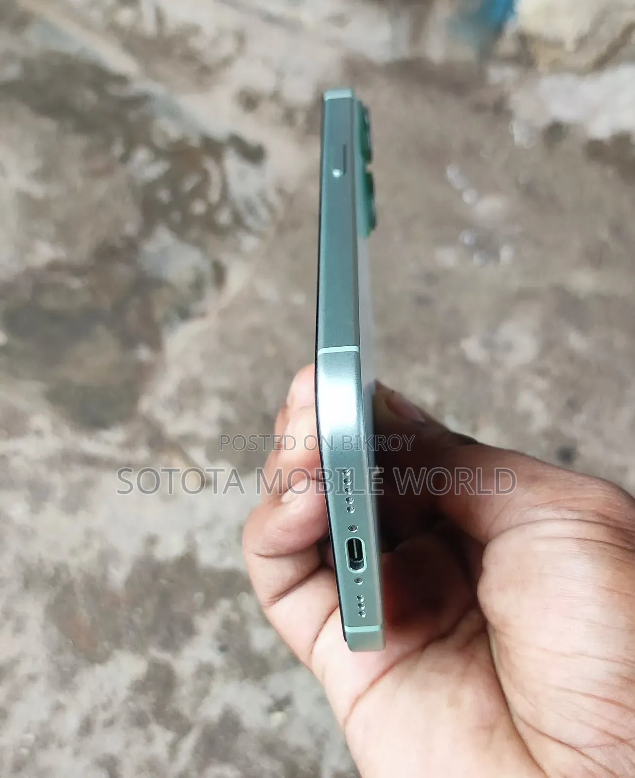 Apple iPhone 15 256 GB Green