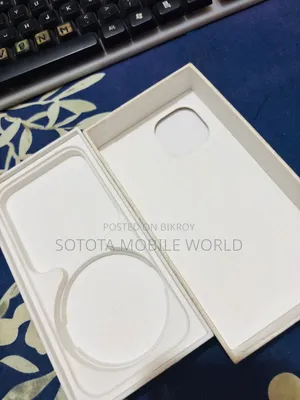 Apple iPhone 15 256 GB Green