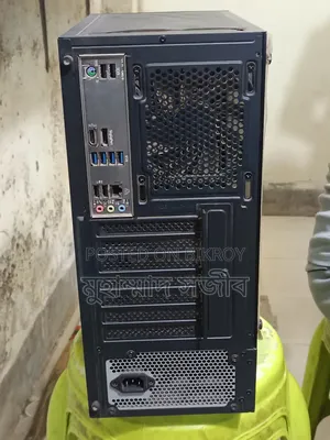 Desktop Computer 16GB AMD Ryzen 7 SSD 256GB