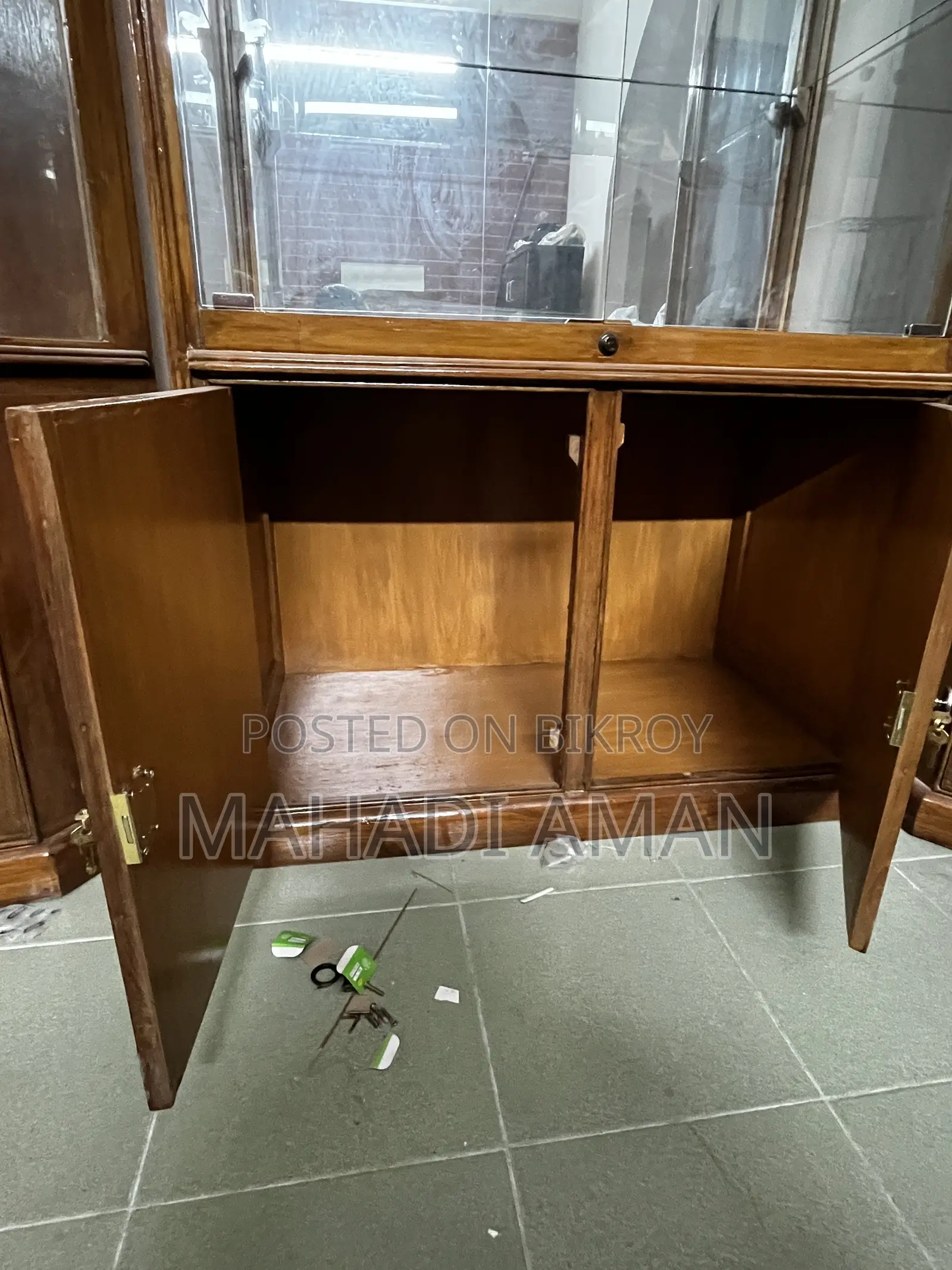 Segun Wood Glass Showcase With Light