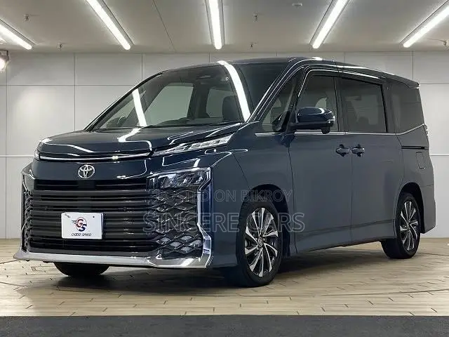 Toyota Voxy 2022 Gray
