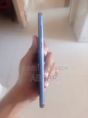 হুয়াওয়ে ৬৪ জিবি নীল