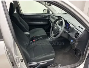 Toyota Axio 2021 Silver