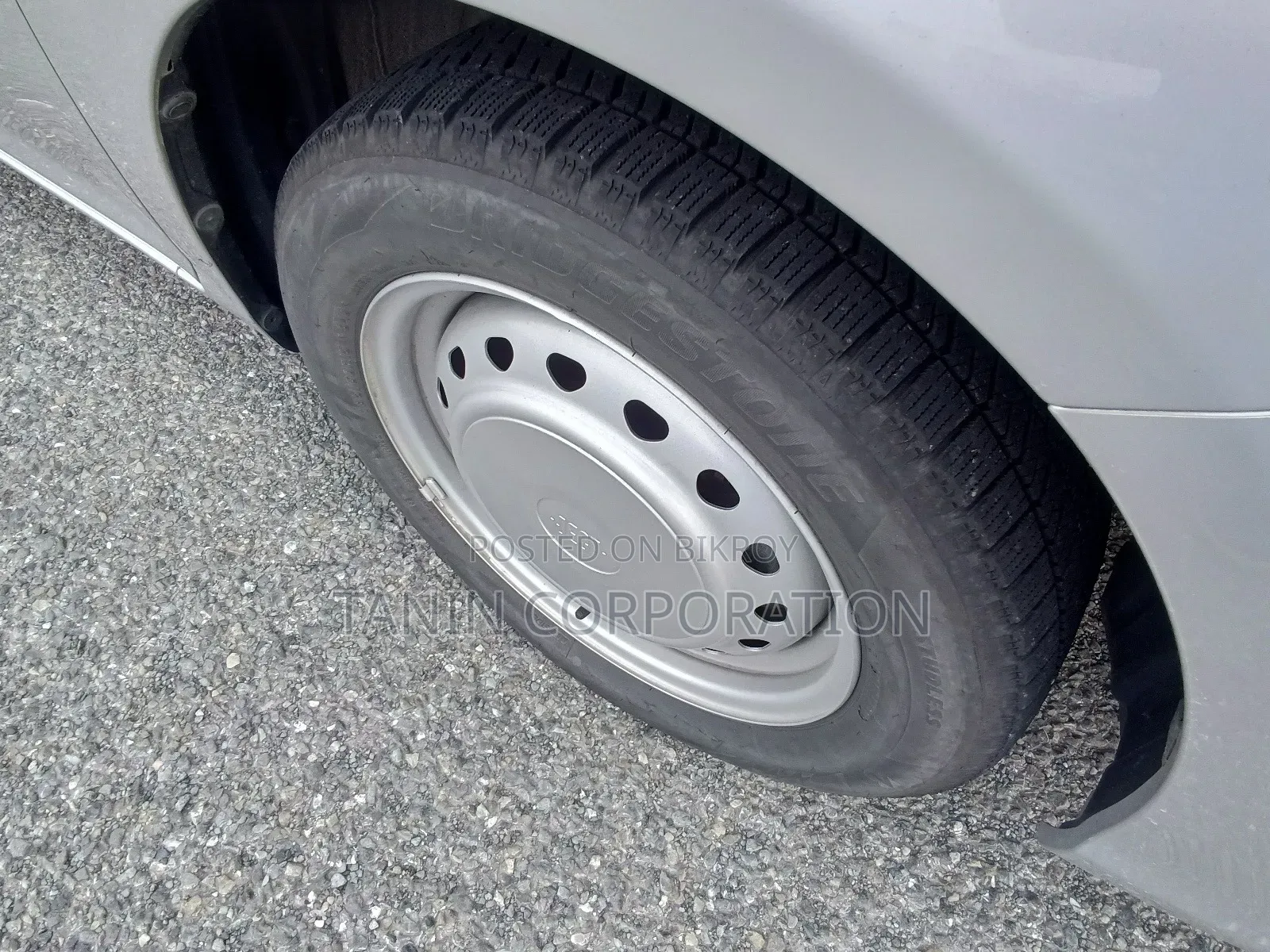 Toyota Axio 2021 Silver