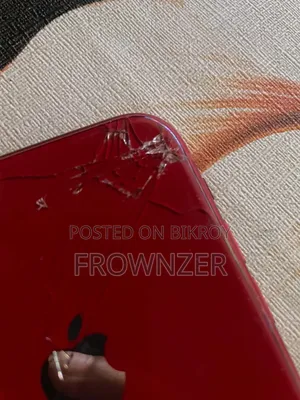Apple iPhone XR 64 GB Red