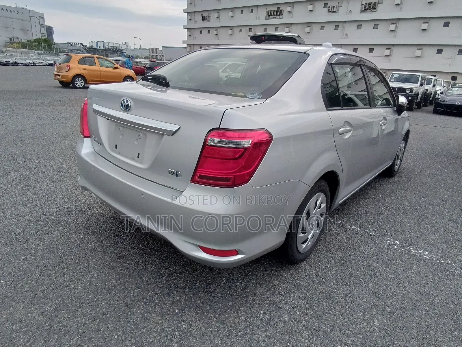 Toyota Axio 2021 Silver