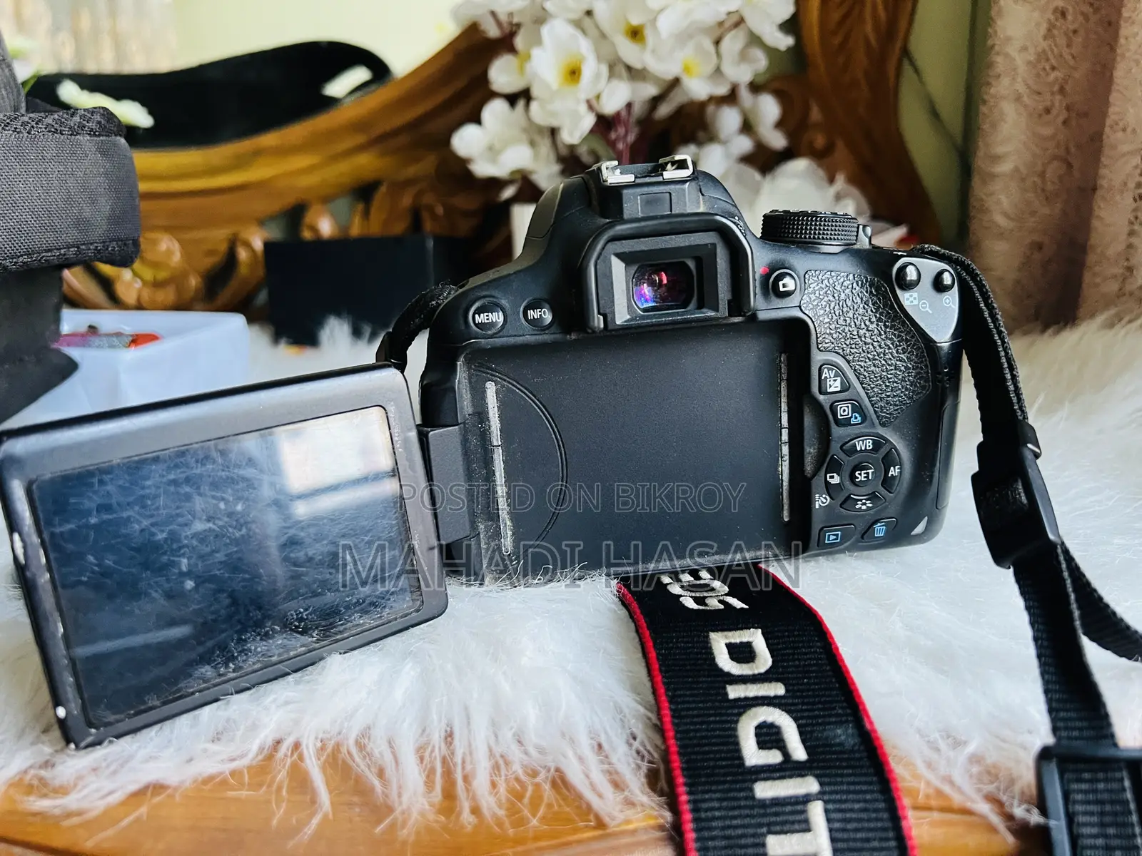 Dslr Canon 600D Touch Screen With Bag,Charger & 18-55 Lens