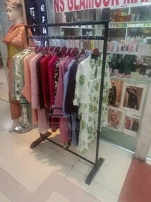 Showroom Clothing Display Stand